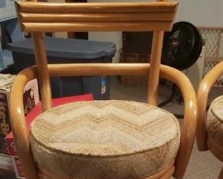 4 vintage bar stools