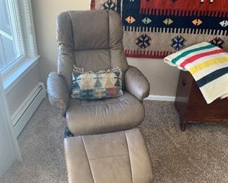 Primary Bedroom 
Hjellegjerde chair & ottoman, kilim pillow 