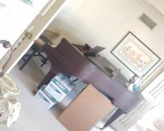 MASON & HAMLIN GRAND PIANO will go to highest offer.