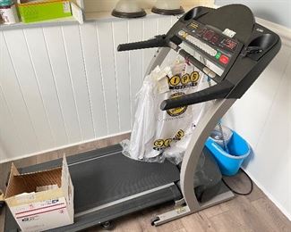 Treadmill $100