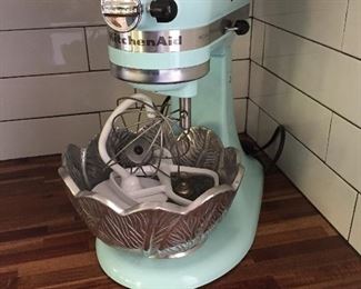 A kitchen-aid would be hard pressed to not find what they need here. Baking, cooking, smoking, or frying needs this sale has it all!