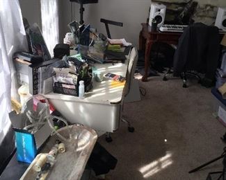 Great office supplies and accessories.