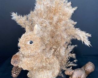 SS032 Natural Elements Squirrel Figurine Lot