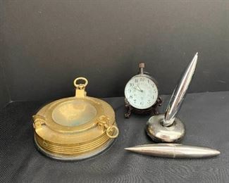 SS058 Round Nautical Brass Traveler Desktop Clock, Brass Porthole Ashtray, Magnetic Floating Pen