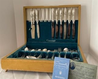 SS078 MCM Oneida Community Boxed Silverplate Silverware Set