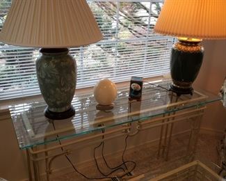 Iron and glass sofa table nice lamps