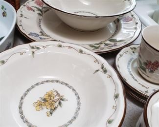 floral dishes assorted pieces