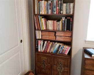 Book shelf & books'