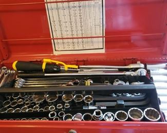 one drawer of craftsman tools.        We will be selling this chest as found- loaded to the hilt and highly organized!  we will not part out