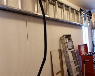 Step Ladder & Extension Ladder