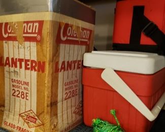 Vintage Coleman Lantern 228E