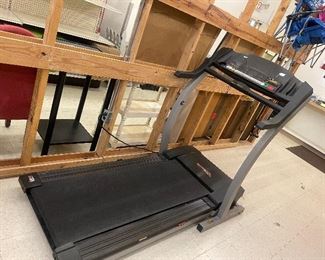 Pro-Form 995 SEL treadmill