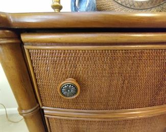 KEY WEST TRADITIONAL SYTLE WOODEM DRESSER W/6 DRAWERS & CARVED ACCENTS