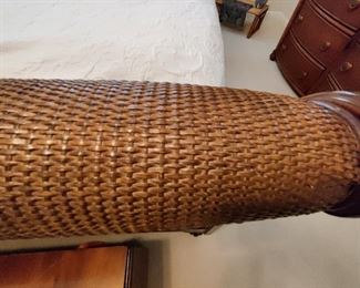 KEY WEST TRADITIONAL STYLE WOODEN QUEEN HEADBOARD & FOOTBOARD W/ CARVED ACCENTS