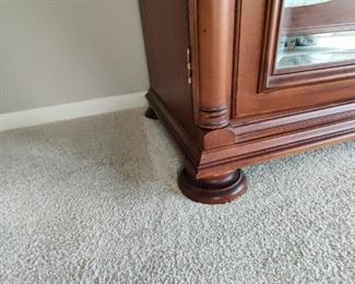 2 DOOR W/MIRROR FRONT WOODEN ARMIOR - ACCENT BASE TRIM