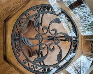 QULAITY WOODEN & WROUGHT IRON BASE GLASS TOP TABLE & 4 LEATHER CAPTAINS CHAIRS W/ NAILEHAD ACCENT TRIM