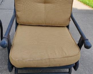 METAL PATIO CHAIRS W/CUSHIONS