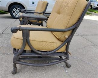 METAL PATIO CHAIRS W/CUSHIONS