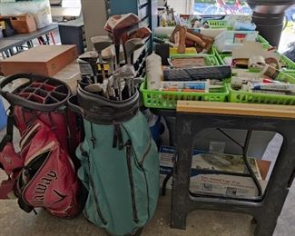 MISC GARAGE ITEMS - GOLF BAGS & CLUBS