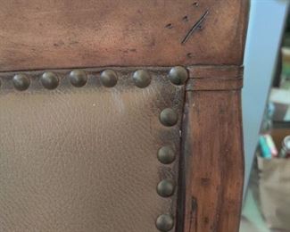 QULAITY WOODEN & WROUGHT IRON BASE GLASS TOP TABLE & 4 LEATHER CAPTAINS CHAIRS W/ NAILEHAD ACCENT TRIM