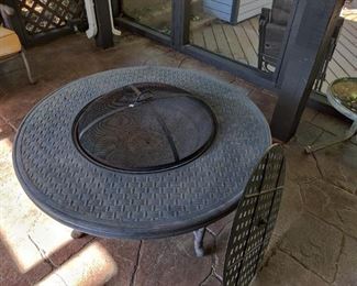 3 PIECE METAL ROUND PATIO TABLE & FIRE PIT