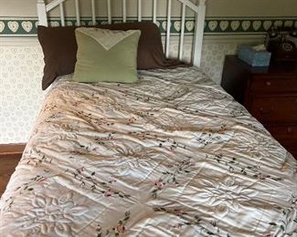 White Trundle Bed