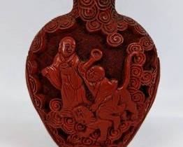 Vintage Chinese Red Cinnabar Lacquered Snuff Bottle