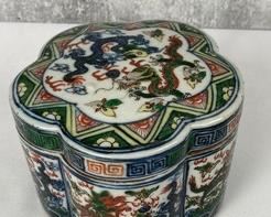 Chinese Covered Porcelain Dish Painted with Dragons