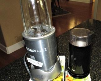 THIS nutr bullet was taken out of box and never used. orig. cost $139 asking $50