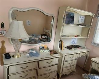 Second Bedroom -  Children's Books, Furniture, Mirror