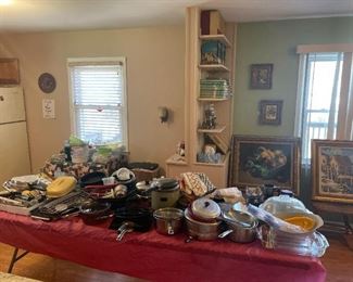 Pots , Pans,DISHWARE, TEA SETS , TELEVISION , Knicknacks, China, Photography, Memorabilia 