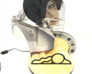 
Titanic Electric Table Lamp