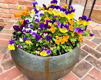 Outdoor Planter Pots W/ Flowers