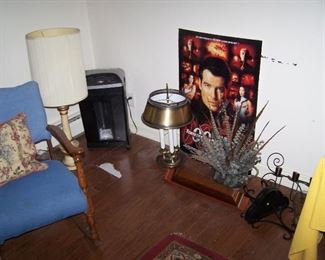 LAMPS, POSTER & OCCASIONAL CHAIR