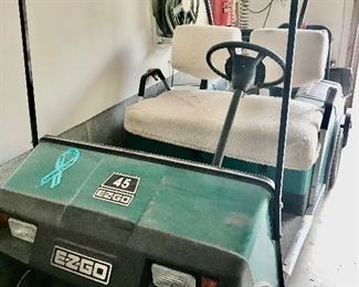 Golf cart - garage 