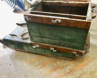 Sled - garage
