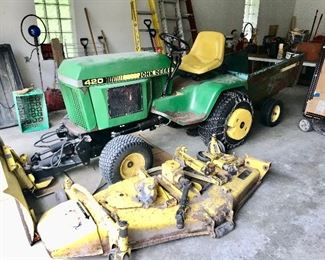 John Deere 420 tractor mower with hydraulics