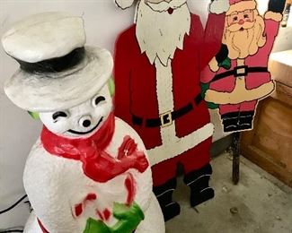 Outdoor Christmas - garage