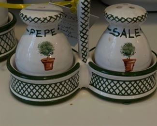 Sample of Deruta of Italy porcelain serving accessories. Other items not pictured include salad bowls, platters, tureens and flowerpots. Photo 1 of 3.