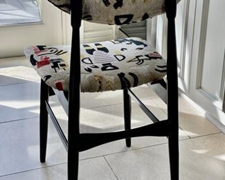 Set of 4 vintage ebony dining chairs upholstered in Clarence House velvet. 18" seat height. Photo 2 of 3.