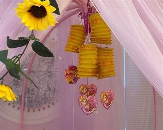 Pink twin pumpkin carriage bed with canopy and Casper mattress set. Photo 3 of 3.