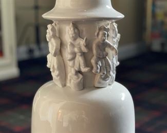 Vintage white lamp with Asian motif. Measures 38" H. Photo 2 of 4.