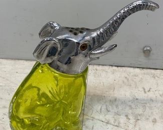 Vintage green glass elephant sugar shaker with pewter head. Photo 2 of 2.