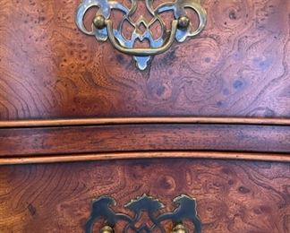 Vintage flame mahogany serpentine front chest of drawers. Measures 29" W x 18" D x 31" H. Photo 2 of 3.