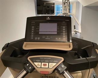T460 Treadmill. Photo 3 of 3.