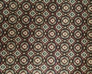 Area Rug. Measures 5' x 8'