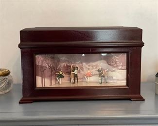 Reproduction metal disc music box - 2 available. Photo 2 of 4.