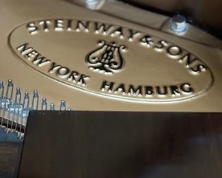 1985 Steinway & Sons Model B Baby Grand Piano in Maple Finish. Serial #492943. Photo 7 of 9.