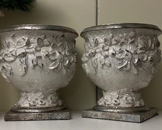 Sample of decorative holiday urns.