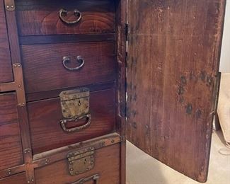 18th Century Elmwood Korean Tansu with Original Hardware and Bale Handles. Photo 5 of 6.
